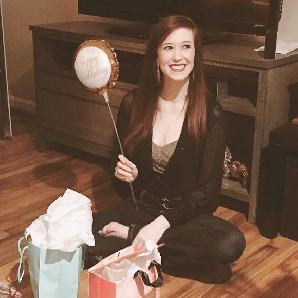 Meet your Posher, Katherine - Picture 1 of 1